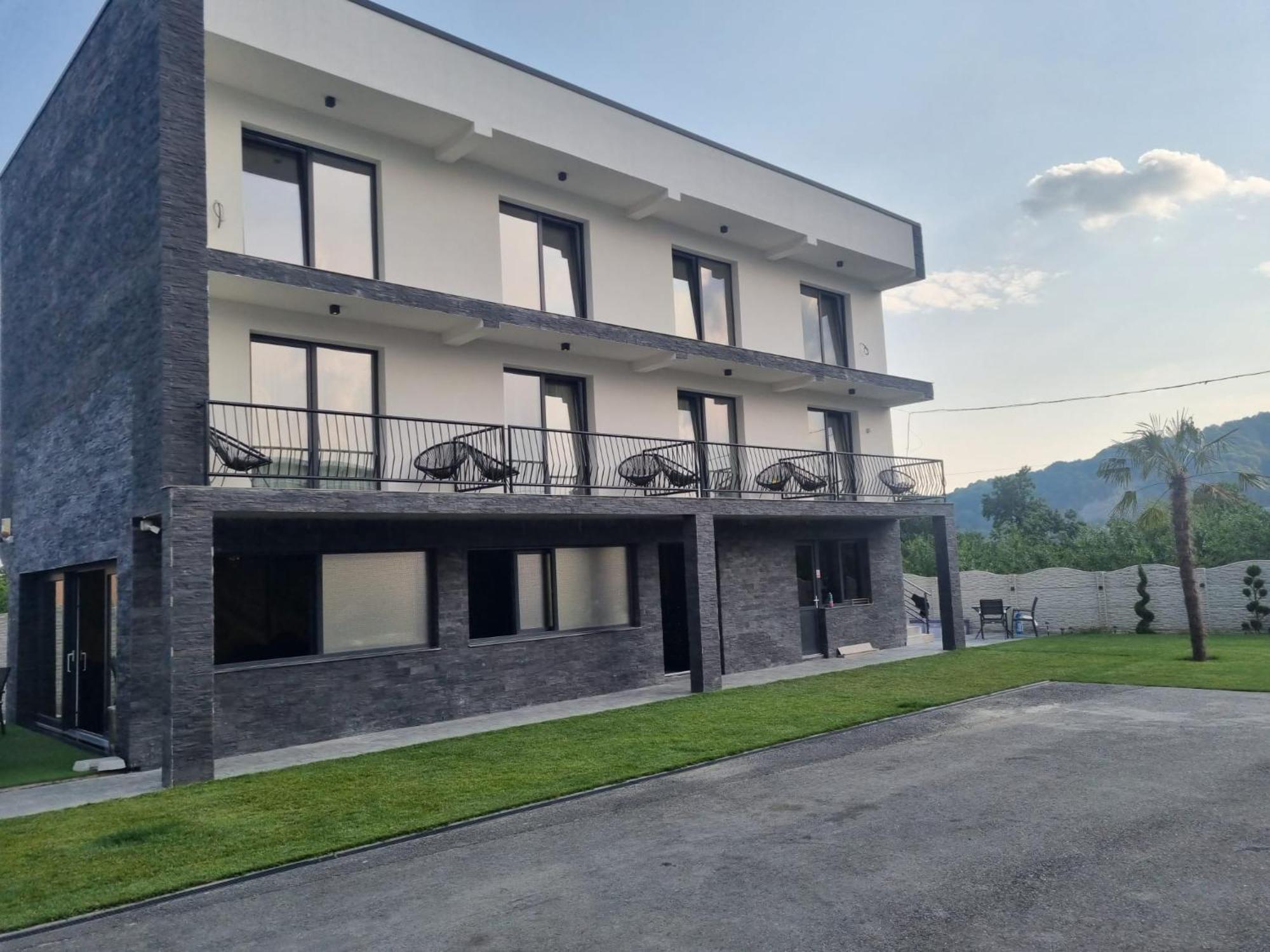 Cataleya House Hotel Oesti-Paminteni Exterior photo