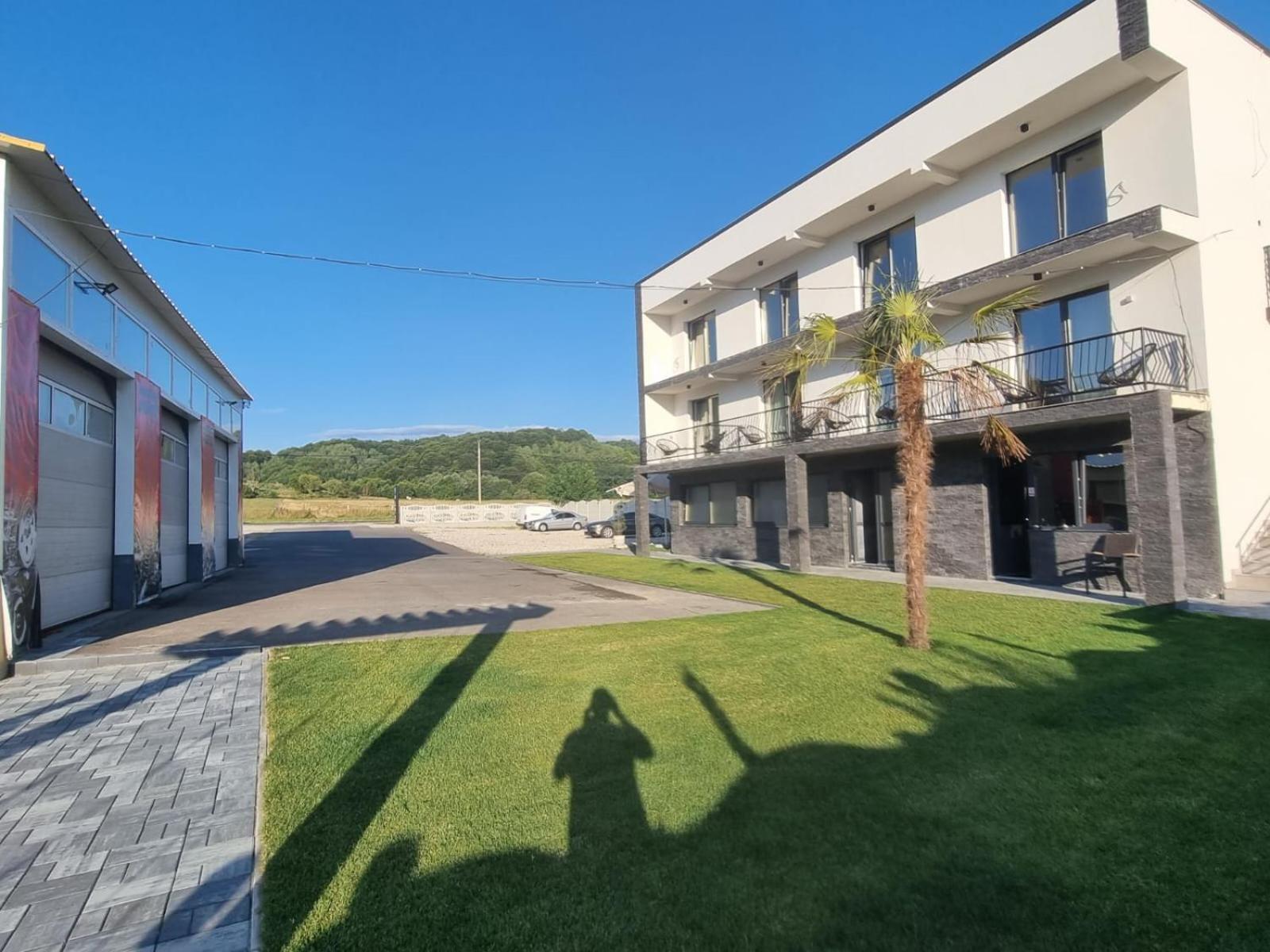 Cataleya House Hotel Oesti-Paminteni Exterior photo