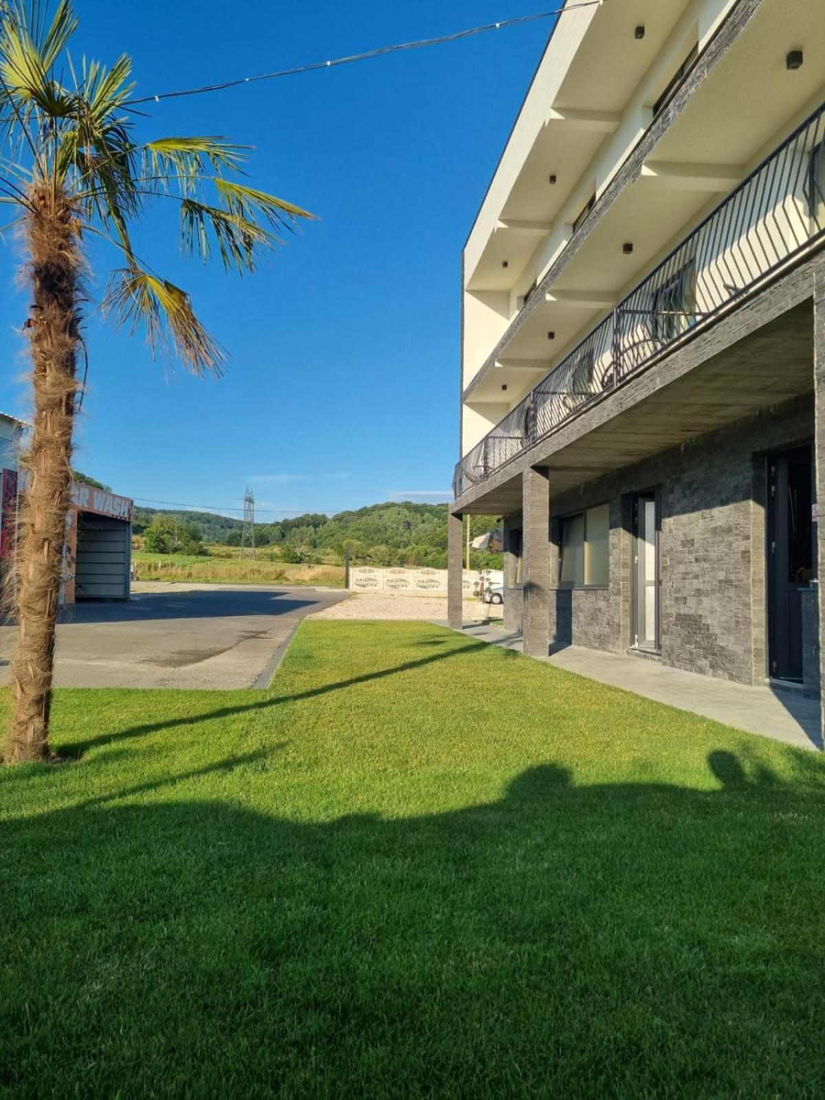 Cataleya House Hotel Oesti-Paminteni Exterior photo